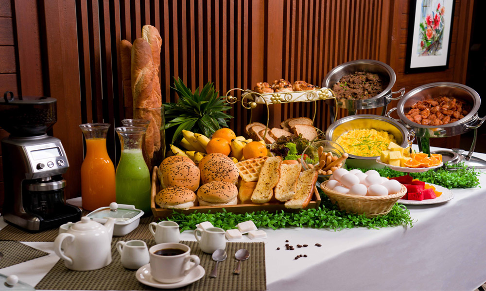 Hotel Emilia - Breakfast